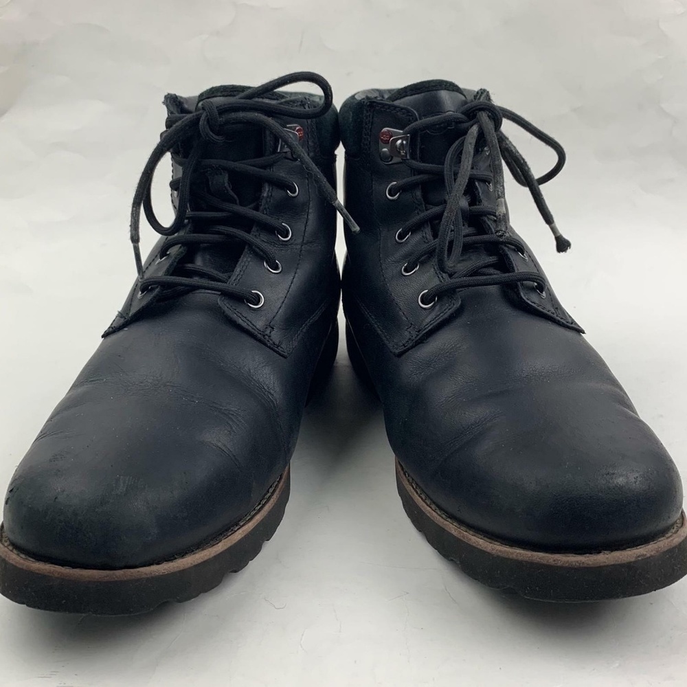 UGG Seton Waterproof Chukka Boot sz 11
